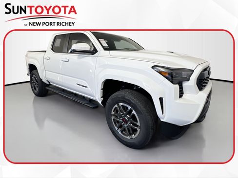 New 2025 Toyota Tacoma TRD Sport image 1
