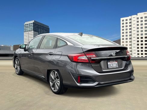 Used 2018 Honda Clarity Touring image 3