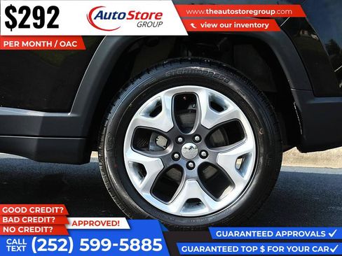 Used 2018 Jeep Compass Limited w/ Navigation Group AWD/4WD image 9