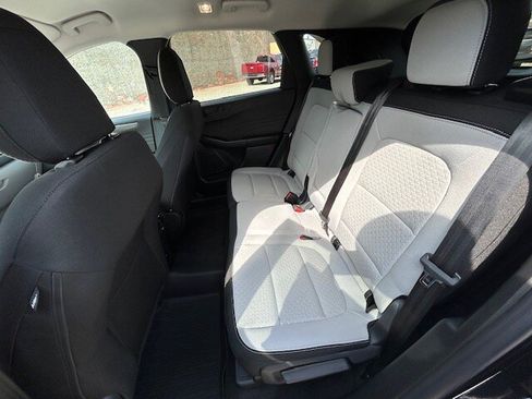 New 2025 Ford Escape Active w/ Tech Pack #1 AWD/4WD image 18