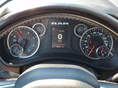 Used 2024 RAM 3500 Big Horn AWD/4WD image 25
