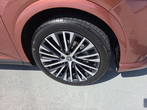 Used 2025 Lexus RX 350 w/ Convenience Package AWD/4WD image 10