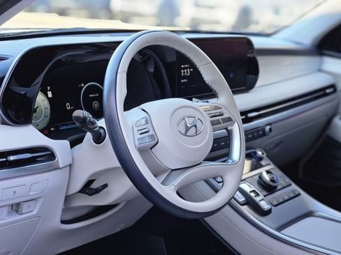 Used 2024 Hyundai Palisade Calligraphy image 12