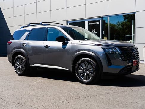 Used 2026 Nissan Pathfinder SV w/ Cargo Package AWD/4WD image 1