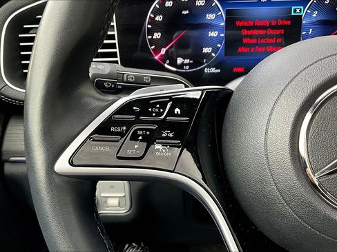 Used 2024 Mercedes-Benz GLS 450 4MATIC image 18