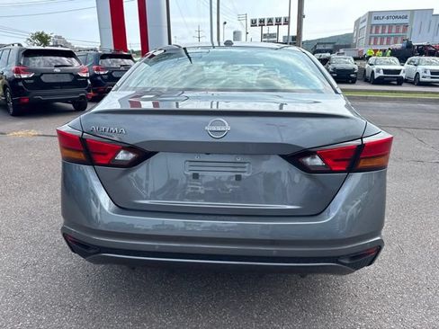 Certified 2025 Nissan Altima 2.5 SV FWD image 6