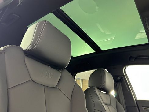 Used 2025 Audi Q3 2.0T Premium image 16