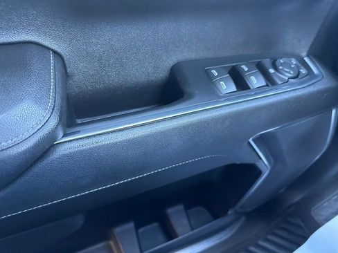 Used 2023 Chevrolet Silverado 1500 LT image 31