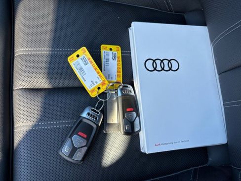 Used 2023 Audi Q5 2.0T Prestige image 22