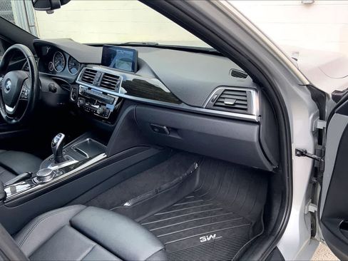 Used 2017 BMW 330i Sedan RWD image 24