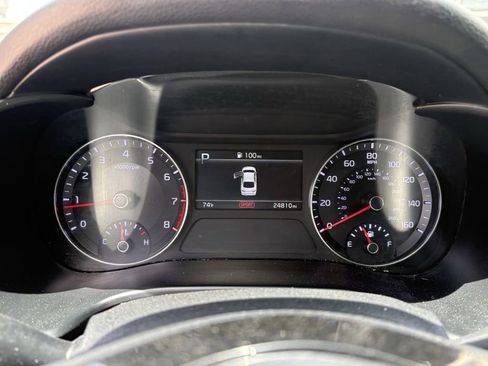 Used 2024 Kia Forte LXS w/ LXS Technology Package FWD image 17
