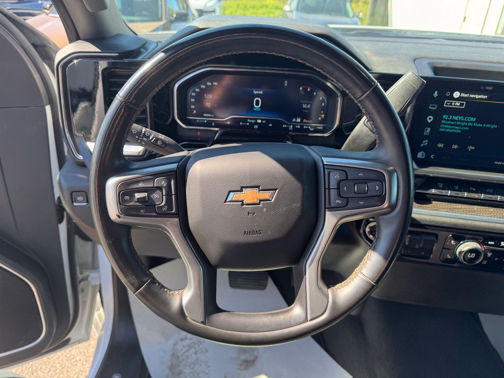 Used 2025 Chevrolet Silverado 2500 LT w/ Safety Package AWD/4WD image 13