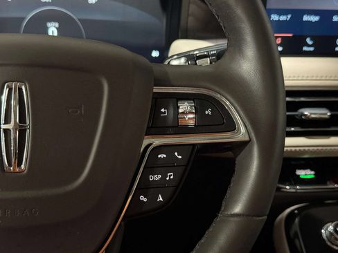 Certified 2022 Lincoln Nautilus Reserve AWD/4WD image 12