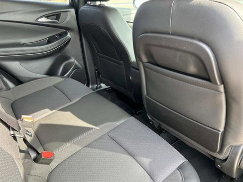 Used 2023 Buick Encore GX Select image 18