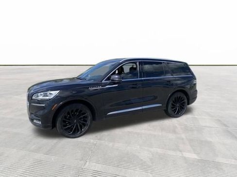 Used 2022 Lincoln Aviator Reserve w/ Equipment Group 201A AWD/4WD image 2