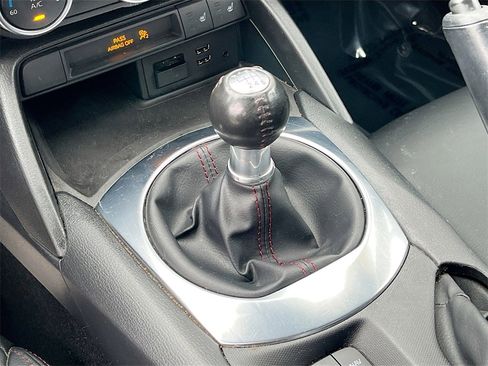 Used 2017 MAZDA MX-5 Miata Grand Touring image 15