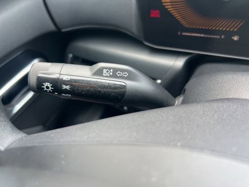 Used 2025 Kia K4 LXS image 45