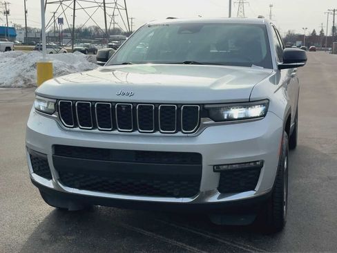 Used 2021 Jeep Grand Cherokee L Limited w/ Luxury Tech Group II image 7