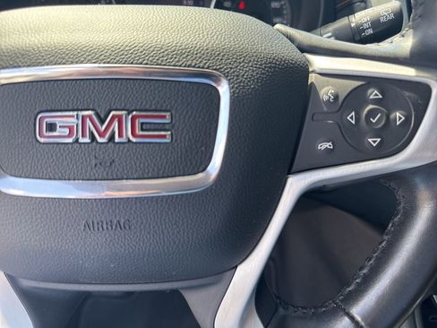 Used 2020 GMC Terrain SLT image 22