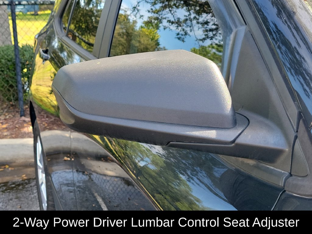 Used 2023 Chevrolet Equinox LS w/ LS Convenience Package FWD image 14