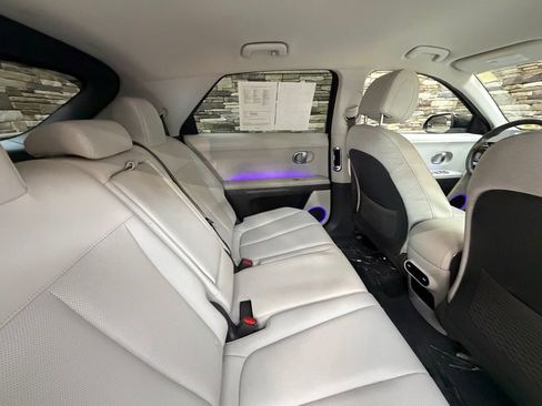 Used 2023 Hyundai Ioniq 5 SEL image 32