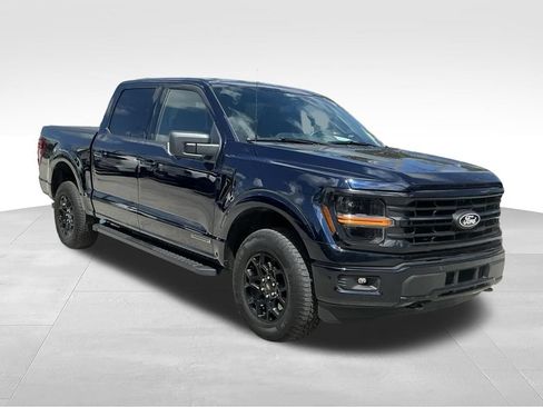 Certified 2025 Ford F150 XLT w/ Equipment Group 302A MID AWD/4WD image 16