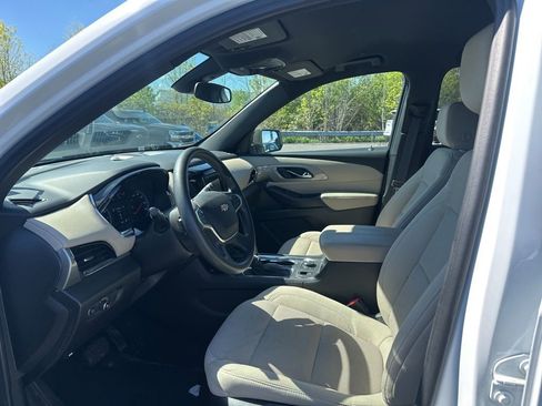 Used 2023 Chevrolet Traverse LS w/ LPO, Floor Liner Package AWD/4WD image 6