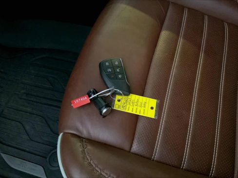 Used 2023 GMC Yukon Denali Ultimate image 13