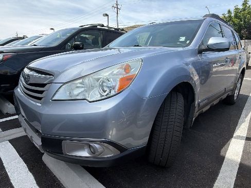 Used 2012 Subaru Outback 2.5i Limited AWD/4WD image 4