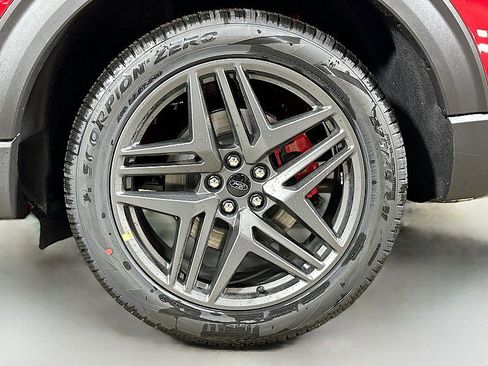 New 2026 Ford Explorer ST w/ Sun And Sound Package image 21