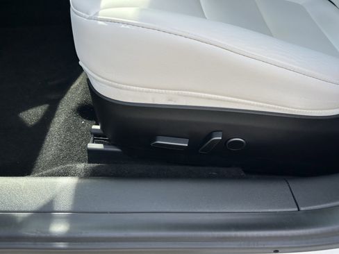 Used 2022 Tesla Model 3 Long Range image 20