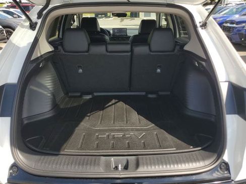 Used 2025 Honda HR-V EX-L image 9