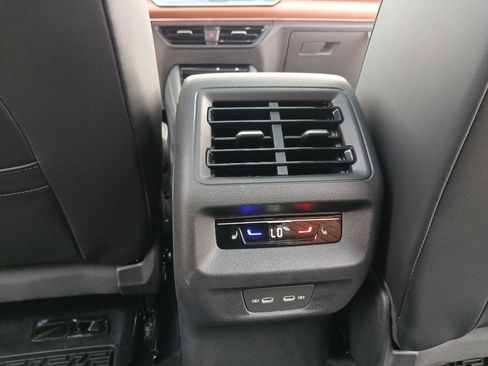 New 2026 Volkswagen Tiguan SEL R-Line AWD/4WD image 22