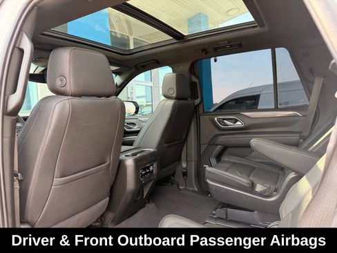 Used 2022 Chevrolet Tahoe RST w/ Luxury Package AWD/4WD image 16