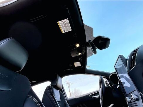 Used 2023 Ford Edge ST image 22