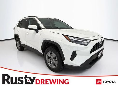 Certified 2022 Toyota RAV4 XLE w/ XLE Grade Weather Package AWD/4WD image 1