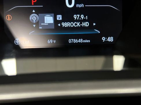 Used 2017 Honda CR-V Touring image 19