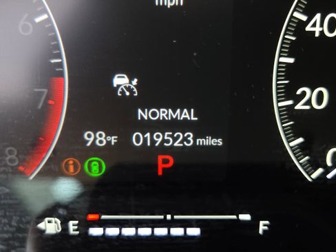 Used 2024 Honda Civic Sport image 23