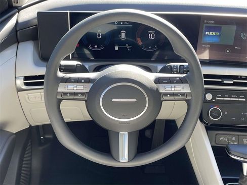 New 2026 Hyundai Tucson SEL image 13