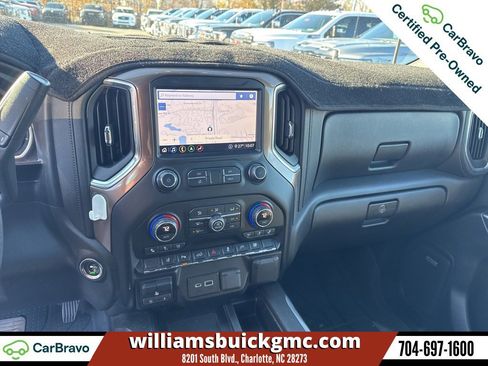 Used 2020 Chevrolet Silverado 3500 High Country w/ Technology Package image 12