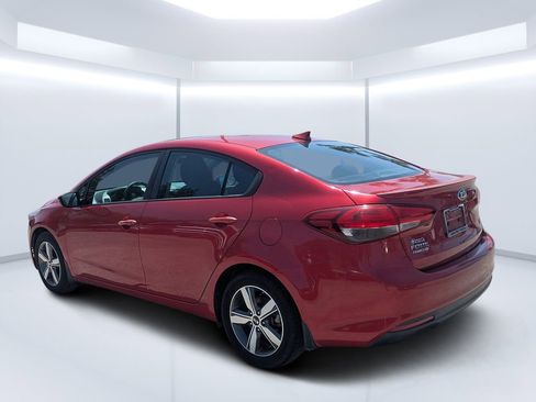 Used 2018 Kia Forte S image 5
