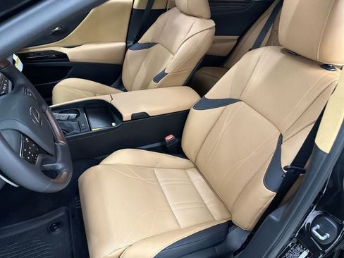 New 2025 Lexus ES 350 Ultra Luxury image 18