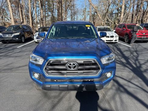 Used 2016 Toyota Tacoma SR5 image 11