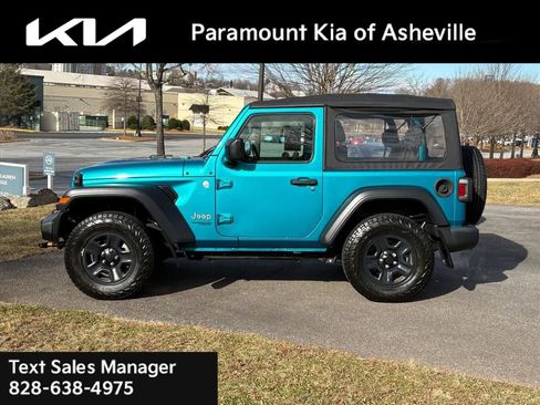Used 2020 Jeep Wrangler Sport image 3
