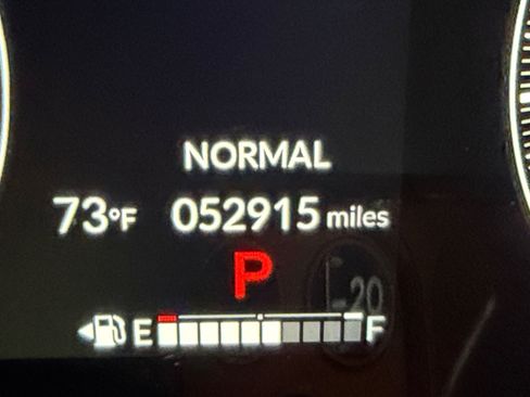 Used 2025 Honda HR-V Sport image 2