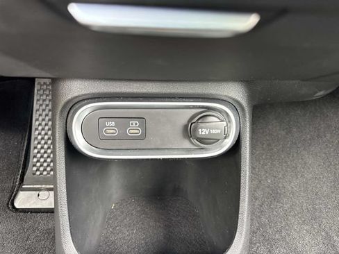 Used 2023 Genesis GV60 Advanced AWD/4WD image 24