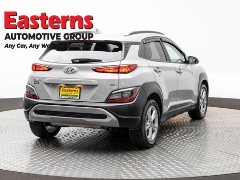 Used 2022 Hyundai Kona SEL AWD/4WD image 5