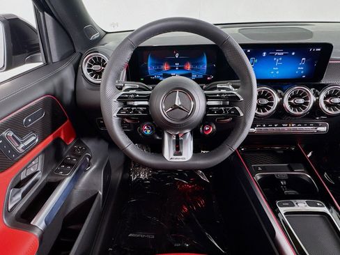 New 2026 Mercedes-Benz GLB 35 AMG 4MATIC image 4