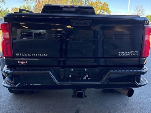Used 2021 Chevrolet Silverado 3500 High Country w/ Snow Plow Prep/Camper Package image 5