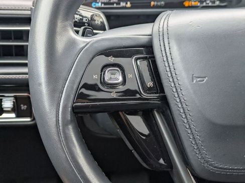 Used 2023 Lincoln Aviator Reserve AWD/4WD image 17
